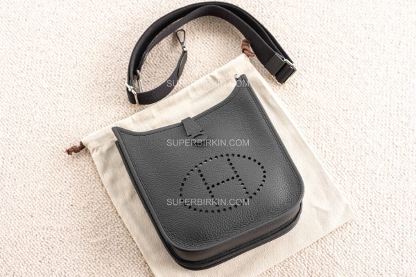 HERMÈS Mini Evelyne 16  nior 89black 112cm Clemence小牛皮